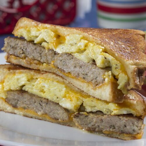 Sausage-n-Egg-Grilled-Cheese_ExtraLarge1000_ID-1939451